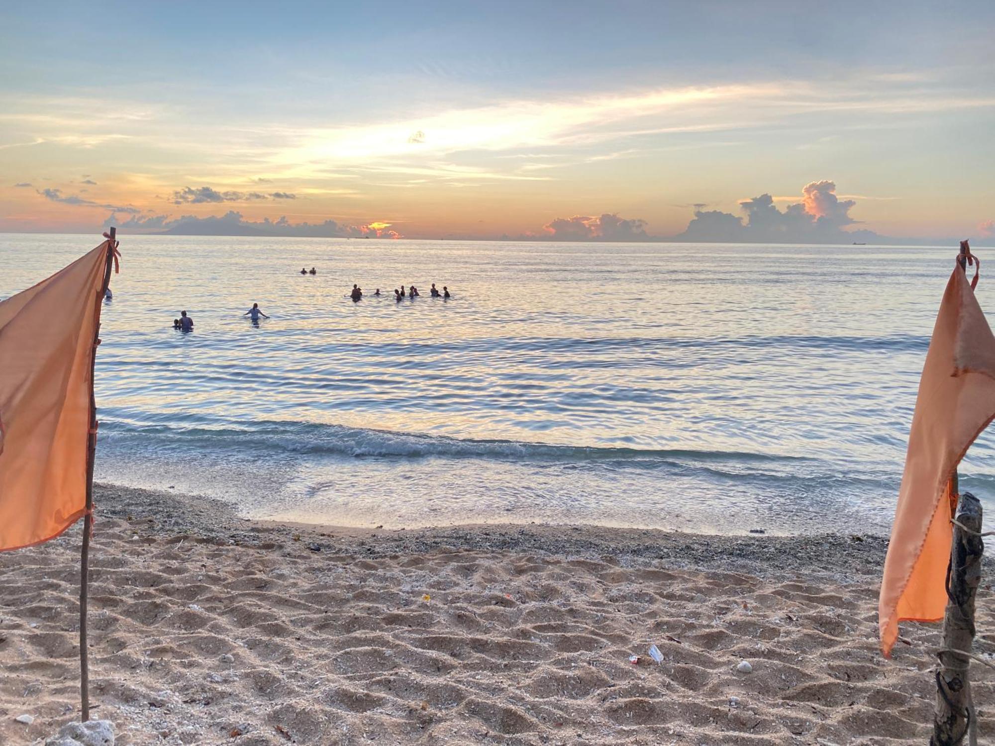 Talim Camp N Sea Beach Camp ليان المظهر الخارجي الصورة